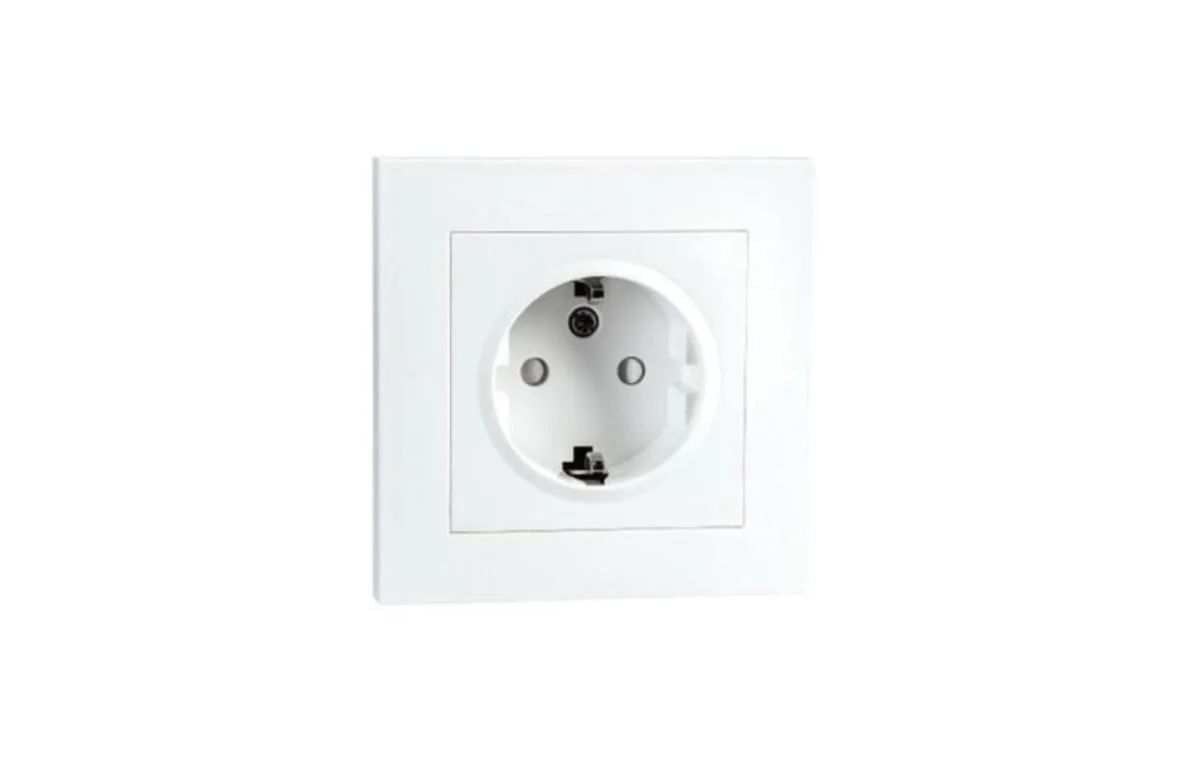 Pistorasia Install 2S/16A/Ip21 Upj Mus