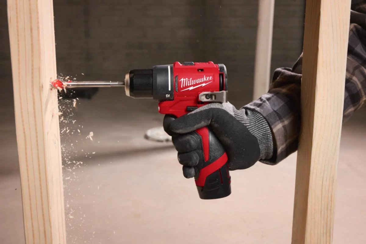 Akkuporakone Milwaukee M12 Blddrc-202C